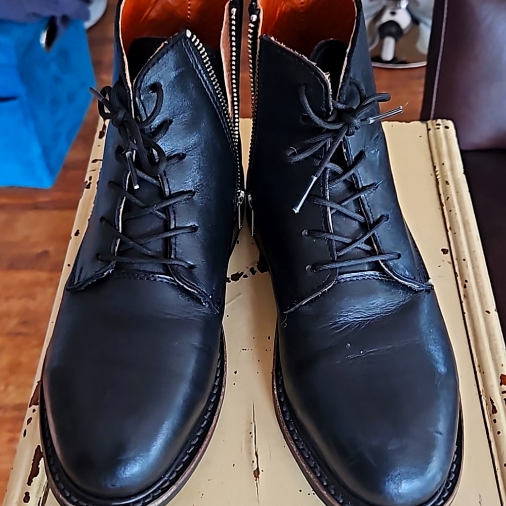 Womens Stewl Tow Ankle Boots